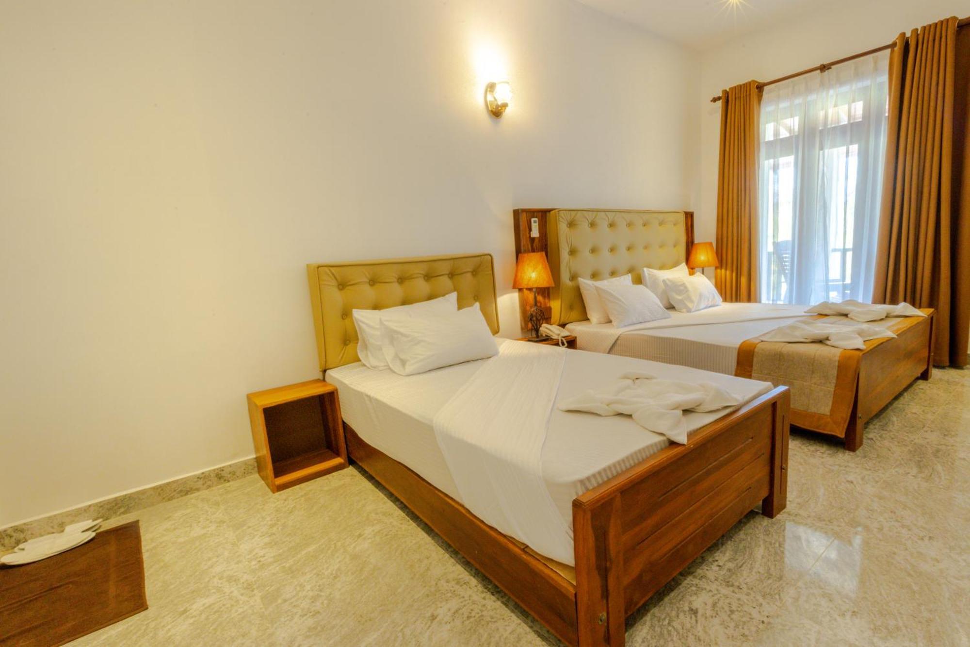 Elysia Sigiriya Hotel Dambulla Buitenkant foto